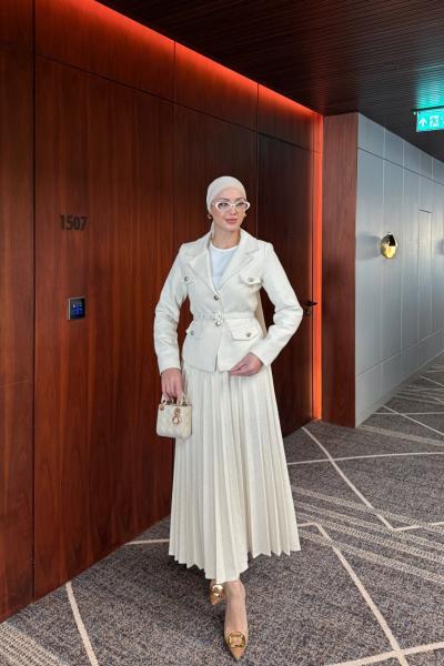 Tuğba Etekli Takım Krem