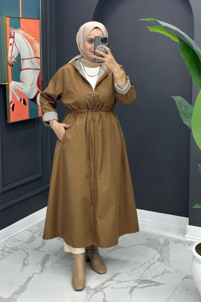 Qarin Uzun Trench - Camel