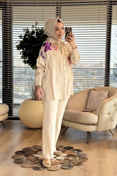 02-2854 Ön Desen Parçalı Cepli Takım Bej