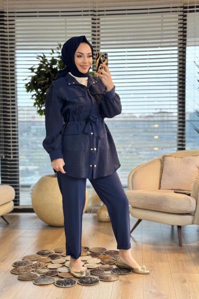 14451 Ön Ve Kolu Gofre Detaylı Takım Lacivert