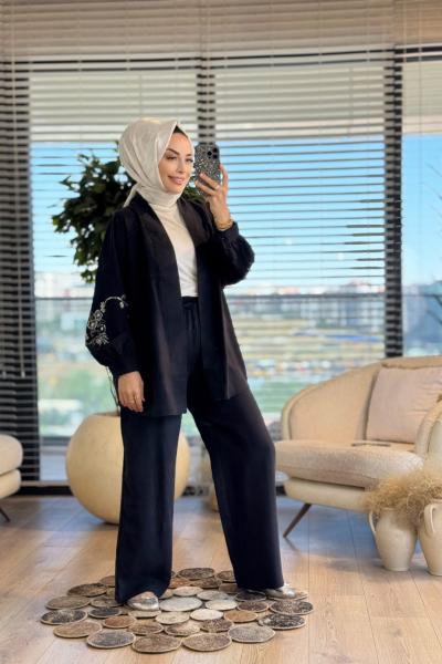 2033 Hafsa Kap Siyah