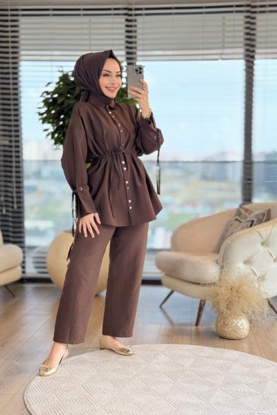 22678 Kolları Bağcıklı Ön Metal Düğmeli Takım Kahve