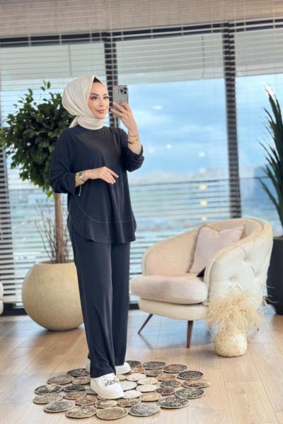 22708 Etek Ucu Dikiş Ve Parça Detaylı Takım Siyah
