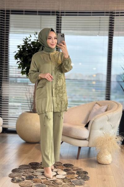 2543 Sağ Taraf Kendinden Desenli Düğmeli Takım Haki