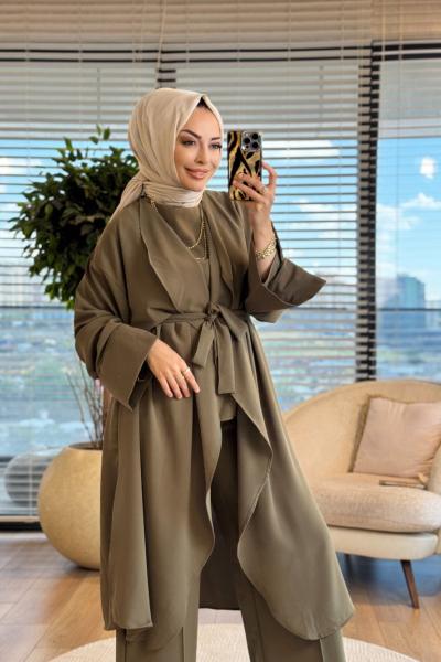 3429 Kuşaklı Uzun Dökümlü Üçlü Takım Haki
