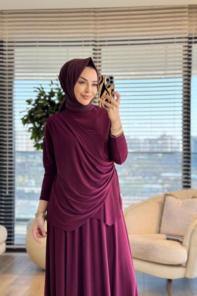 4226 Yanı Toka Büzgülü Etekli Takım Bordo