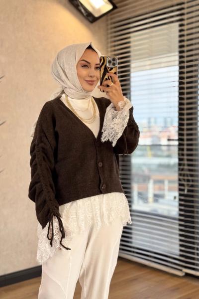 5402 Kolları Büzgülü Dantel Detaylı Hırka Kahve
