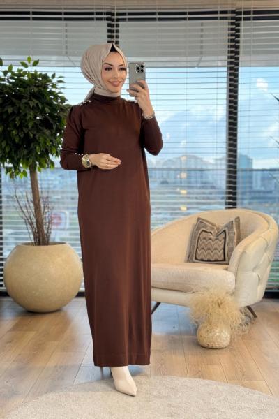 7036 Omzları İncili Vanezia Triko Elbise Kahve