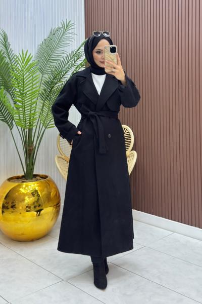 Dila Kaban Siyah Siyah